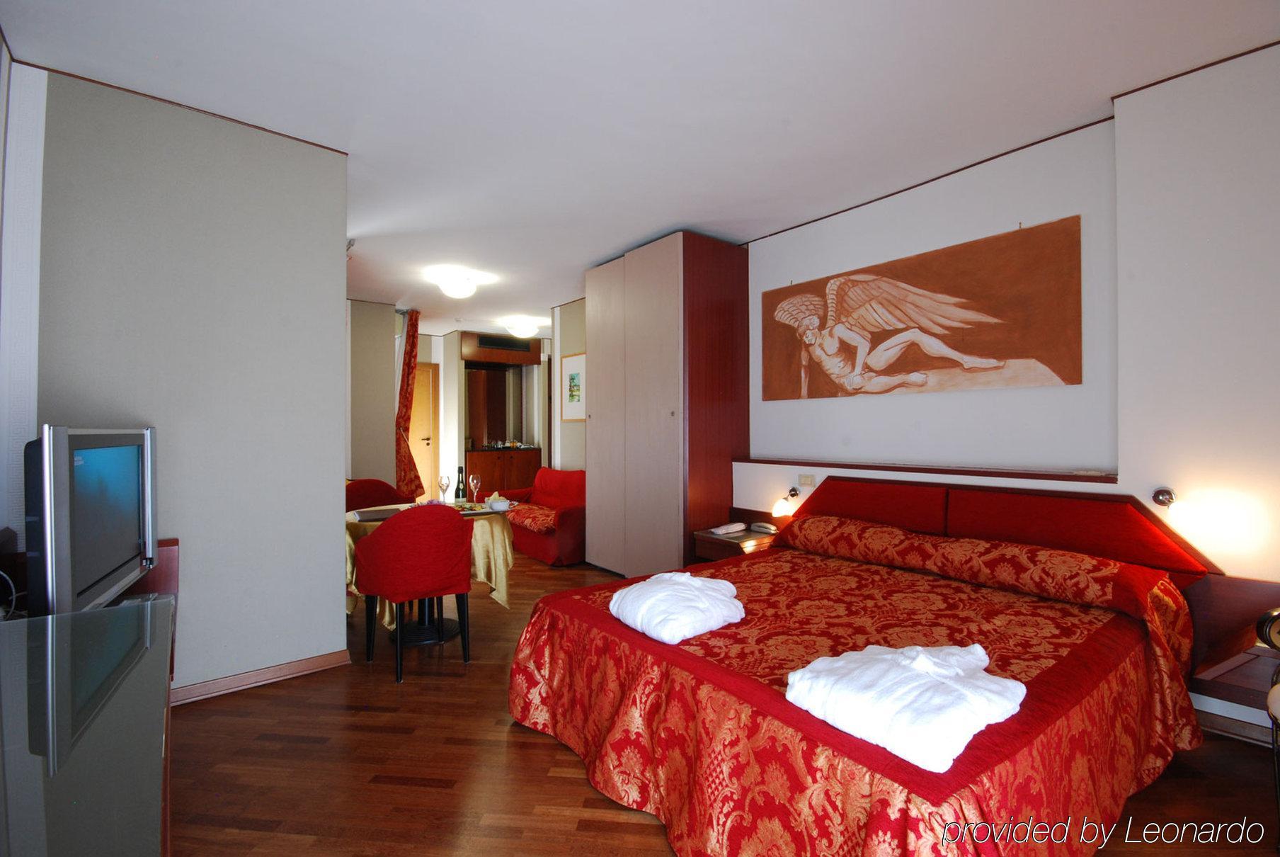 Hotel Bristol Pesaro Exterior foto
